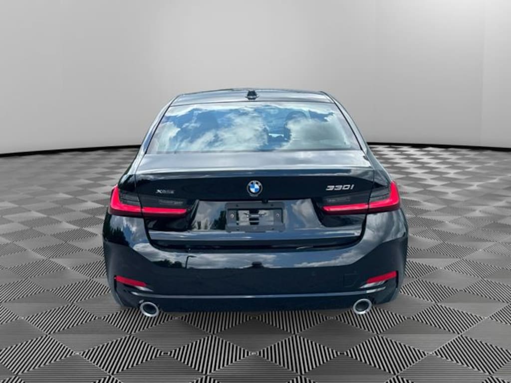 New 2026 BMW 3 Series 330i xDrive Sedan