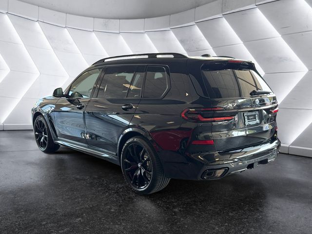 2027 BMW X7 40i - Photo 2