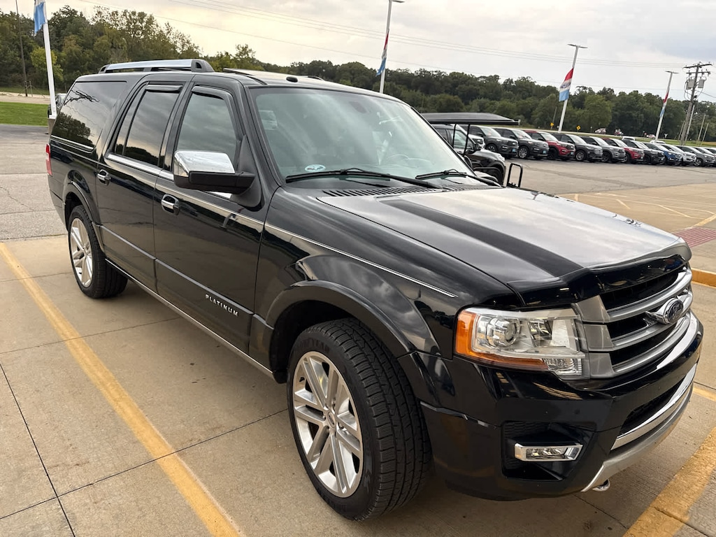 Used 2017 Ford Expedition EL Platinum 4x4