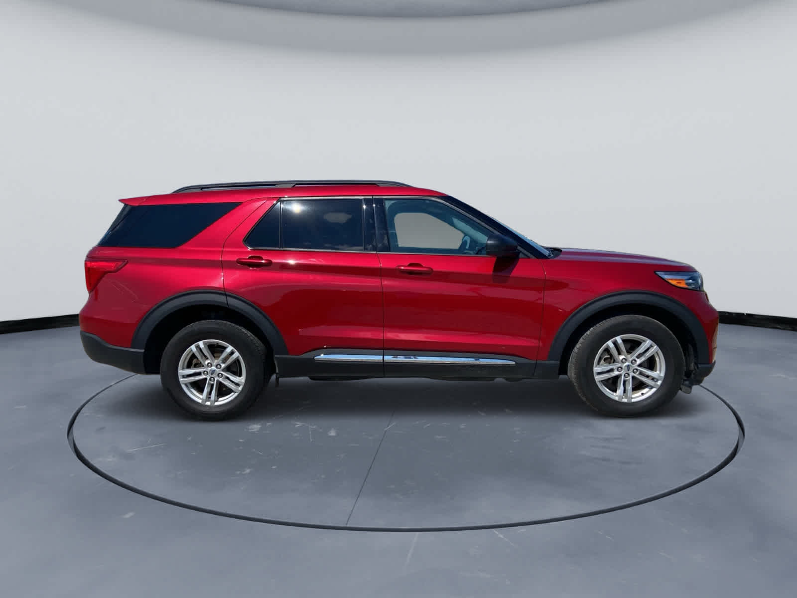 Used 2023 Ford Explorer XLT 4WD