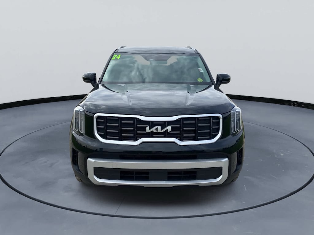 Used 2024 Kia Telluride S FWD