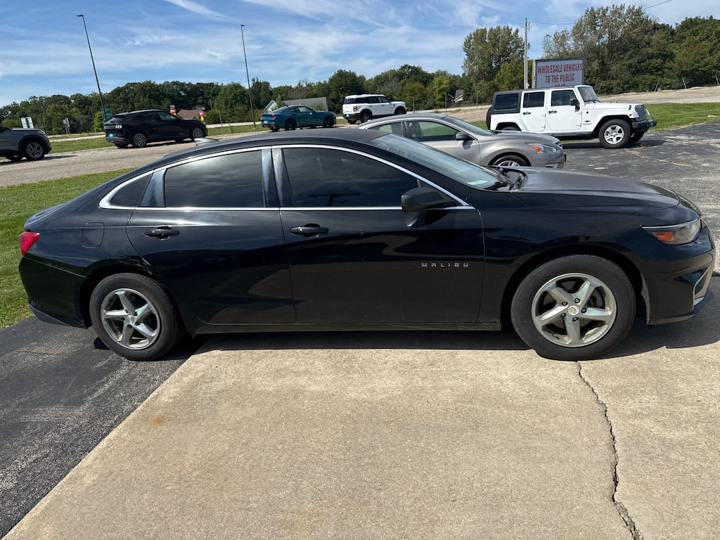 Used 2017 Chevrolet Malibu LS Sdn