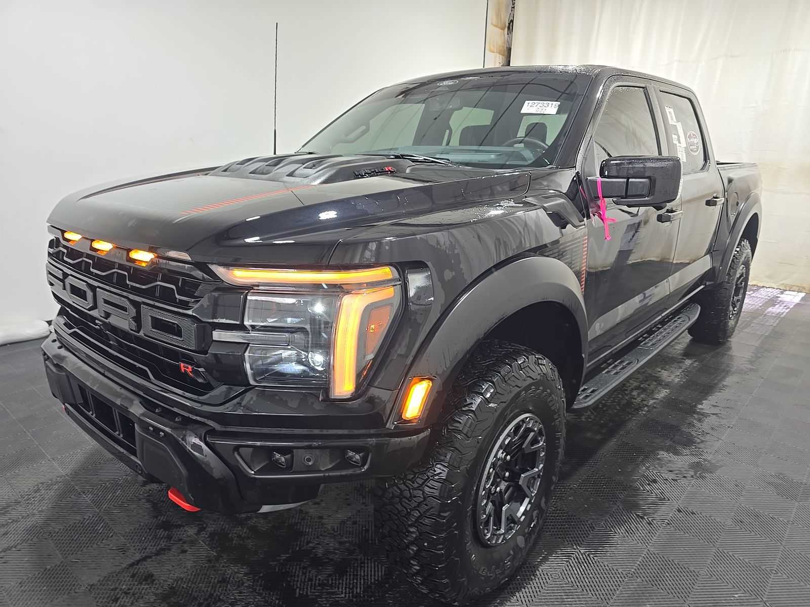 Used 2025 Ford F-150 Raptor 4WD Supercrew 5.5 Box 4WD SuperCrew 5.5 Box