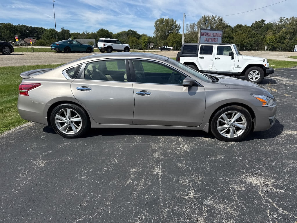 Used 2013 Nissan Altima 2.5 SL Sdn I4