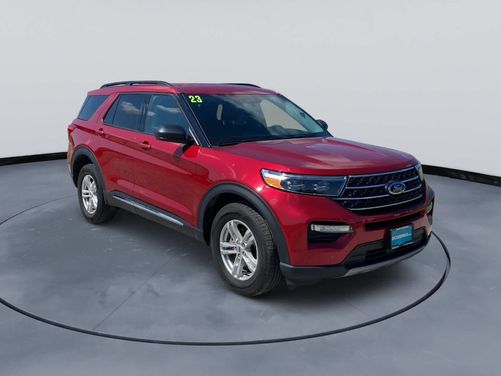 Used 2023 Ford Explorer XLT 4WD