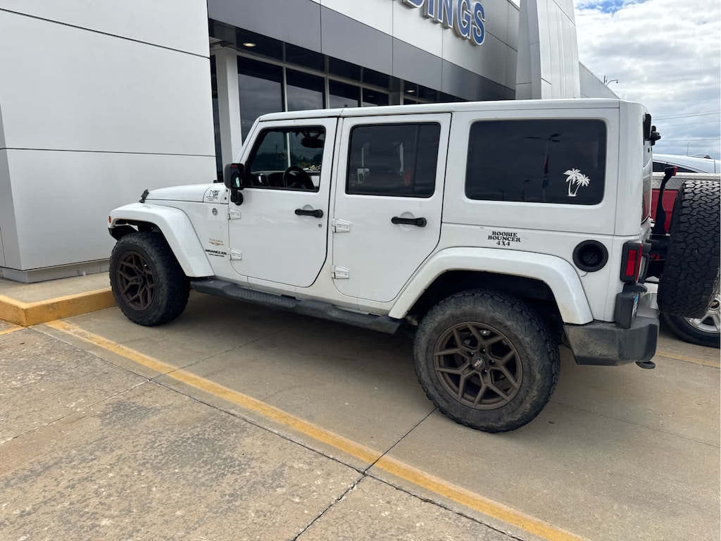 Used 2013 Jeep Wrangler Unlimited Sahara 4WD