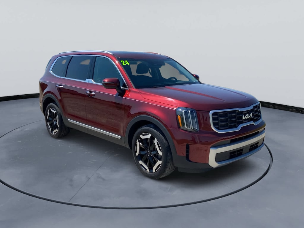 Used 2024 Kia Telluride S SUV