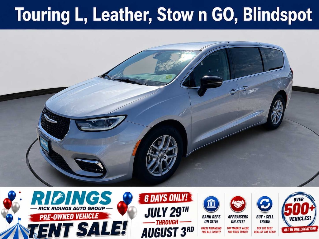Used 2024 Chrysler Pacifica Touring L Van Passenger Van