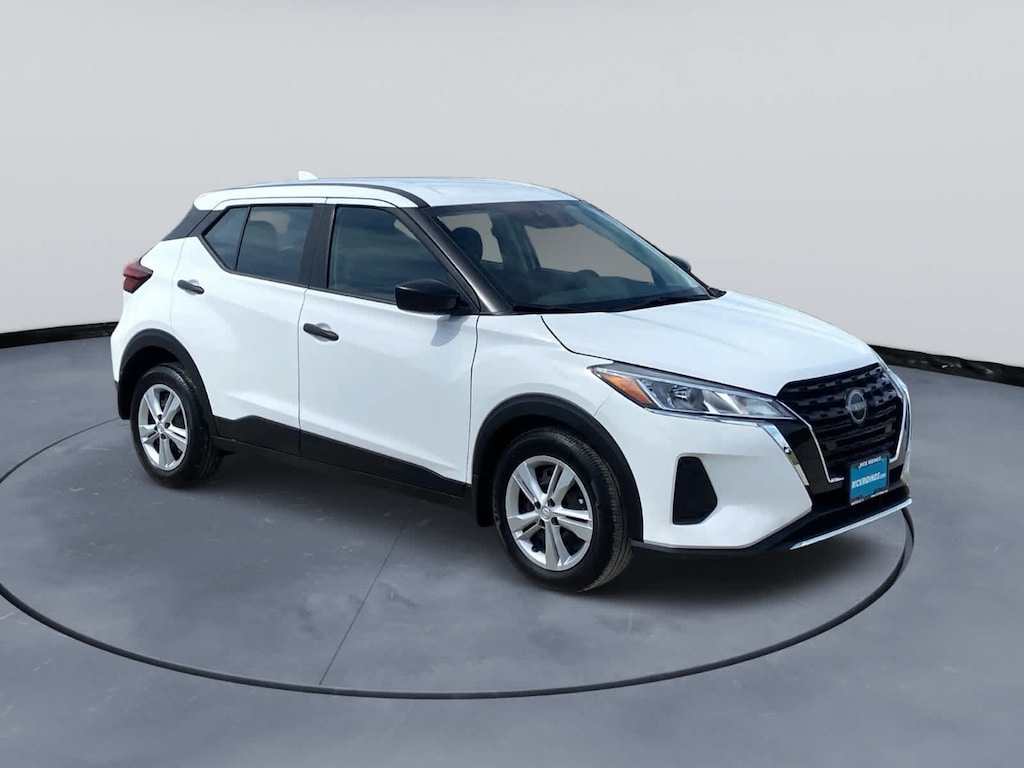 Used 2025 Nissan Kicks Play S SUV