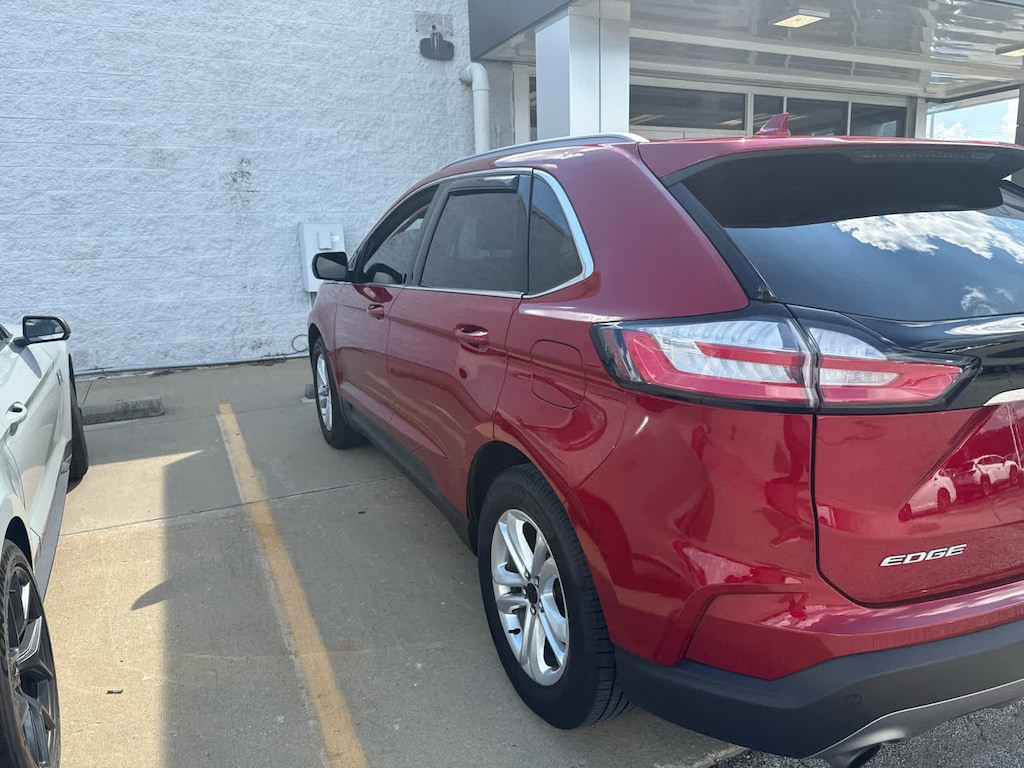 Used 2020 Ford Edge SEL SUV