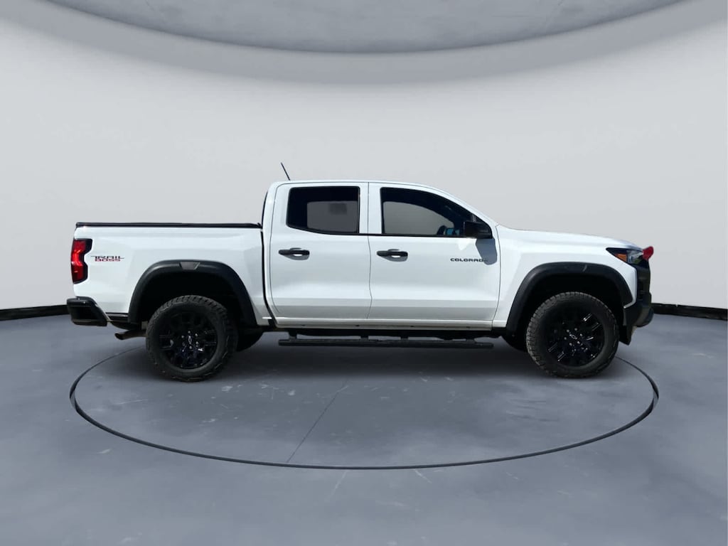 Used 2024 Chevrolet Colorado 4WD Trail Boss Crew Cab Truck Crew Cab