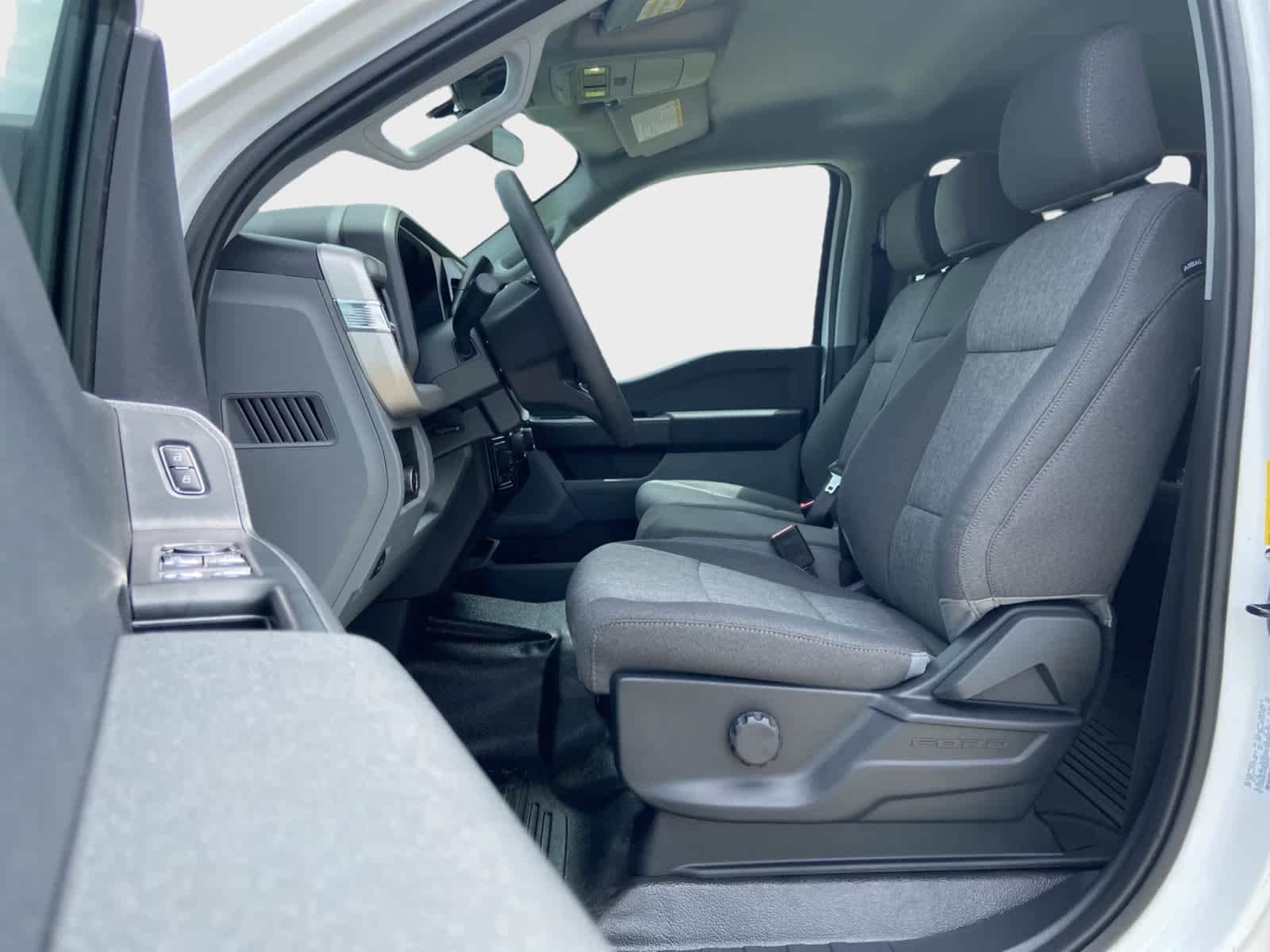 2026 Ford F-250 Super Duty XL - Photo 13