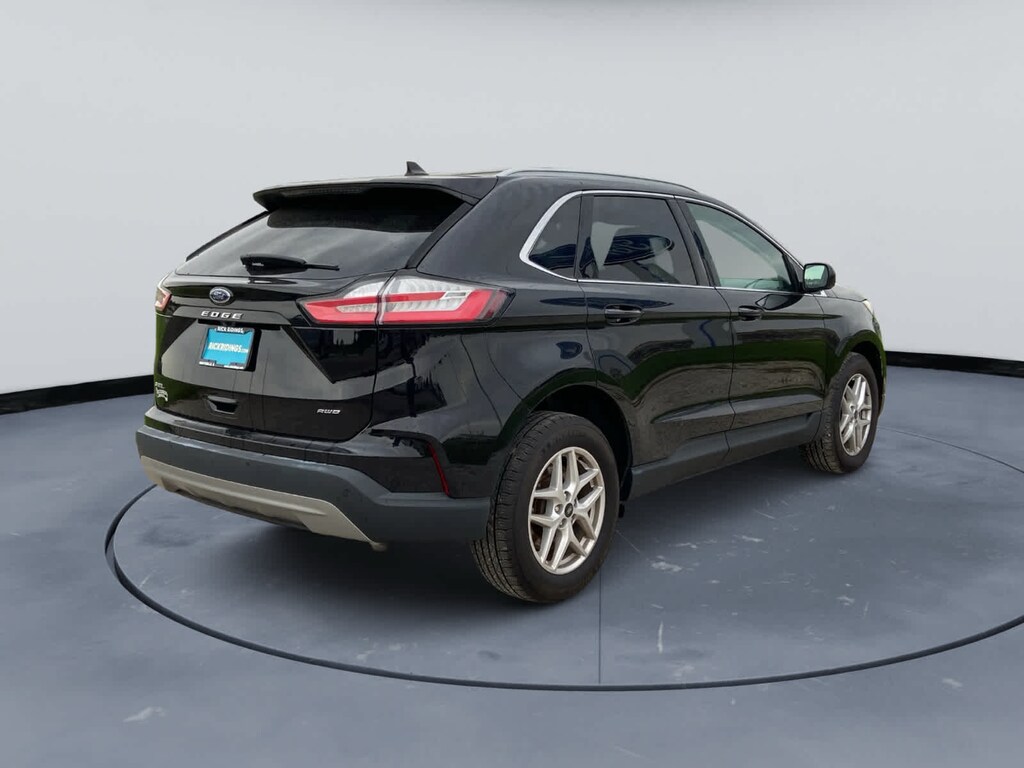 Used 2024 Ford Edge SEL SUV