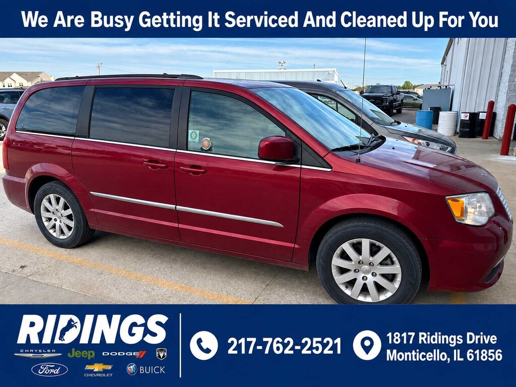 Used 2015 Chrysler Town & Country Touring Van