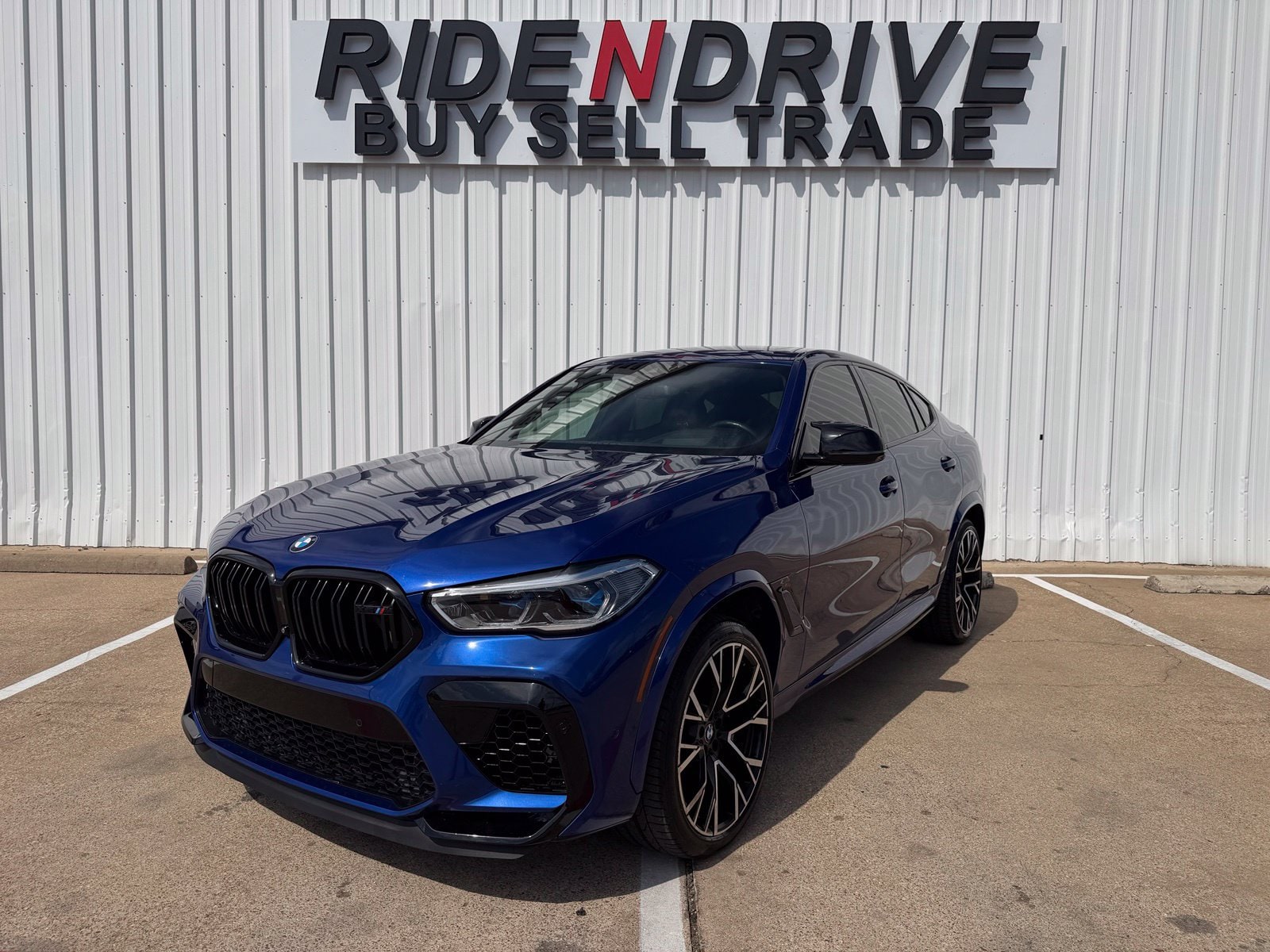 2021 BMW X6 M