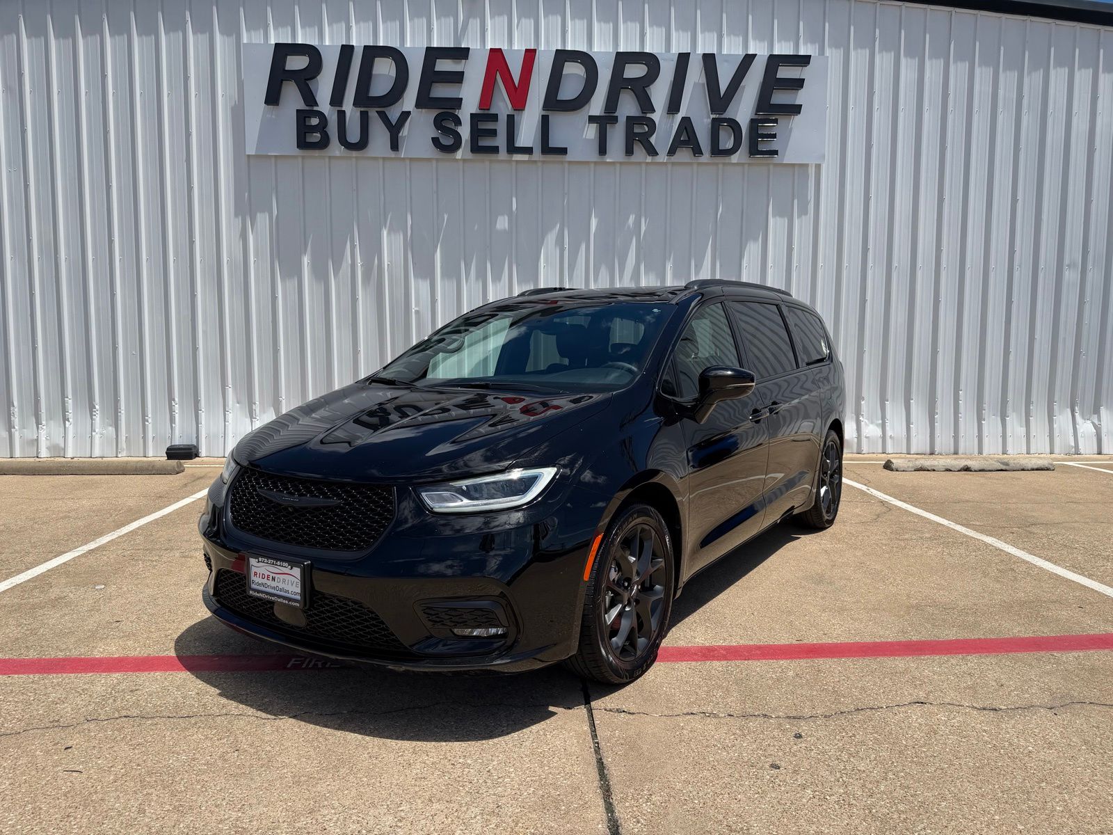 2025 Chrysler Pacifica
