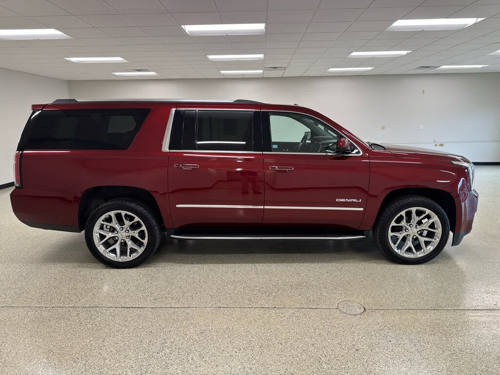 Used 2020 GMC Yukon XL Denali SUV
