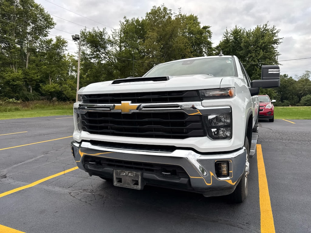 Used 2025 Chevrolet Silverado 2500 HD LT Truck Crew Cab