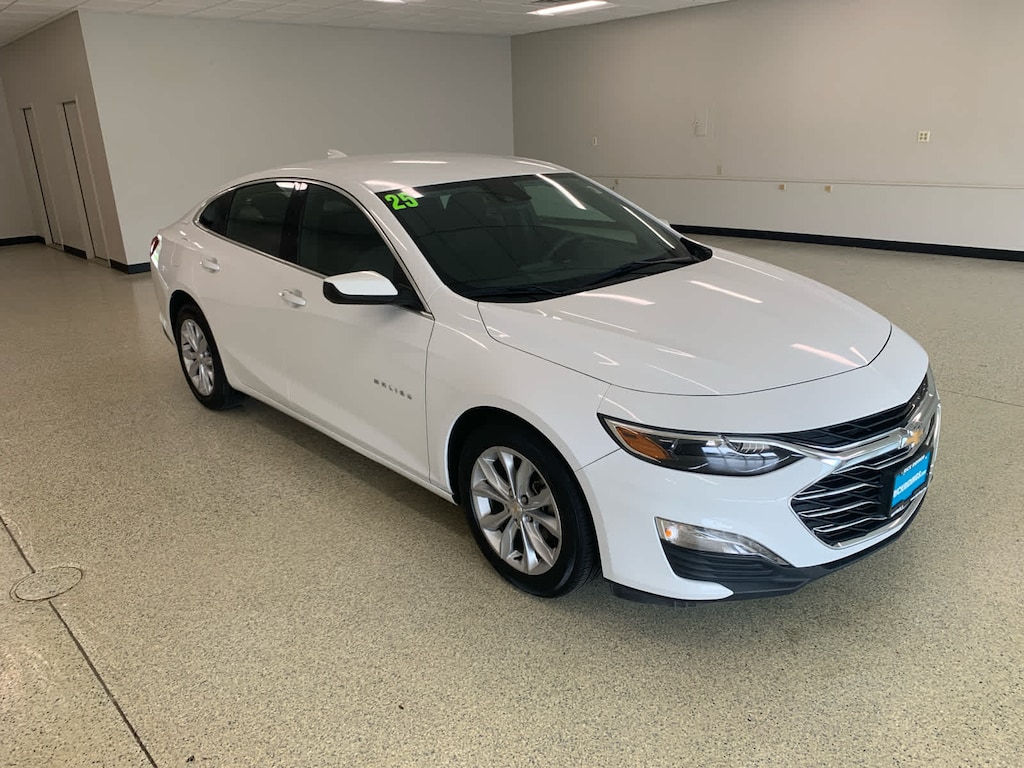 Used 2025 Chevrolet Malibu 1LT Sedan