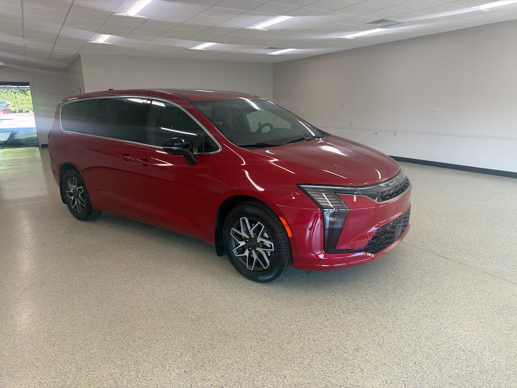 New 2027 Chrysler Pacifica LIMITED Passenger Van
