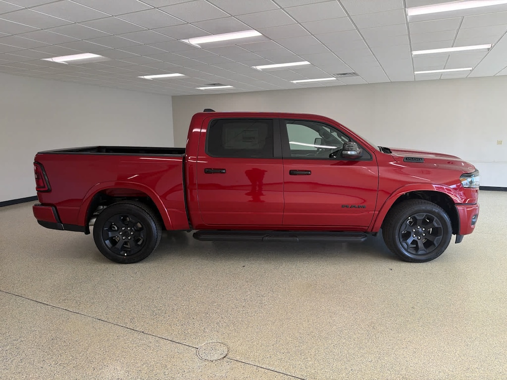 New 2027 Ram 1500 BIG HORN CREW CAB 4X4 5'7 BOX Pickup
