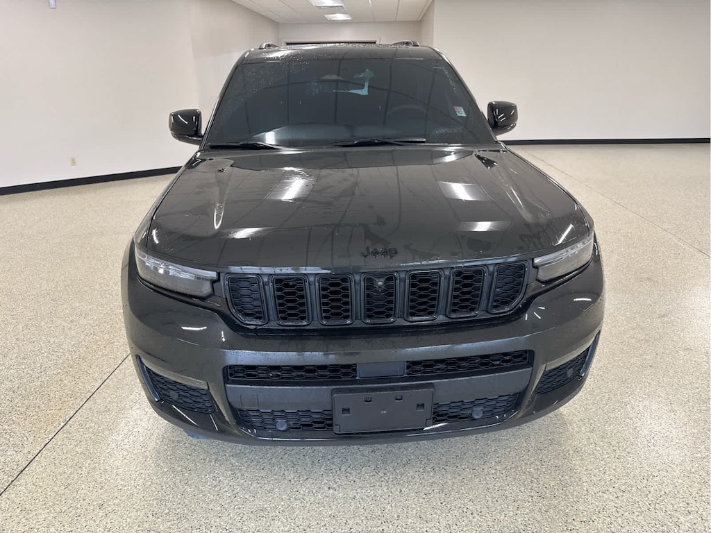 Used 2024 Jeep Grand Cherokee L Limited 4x4