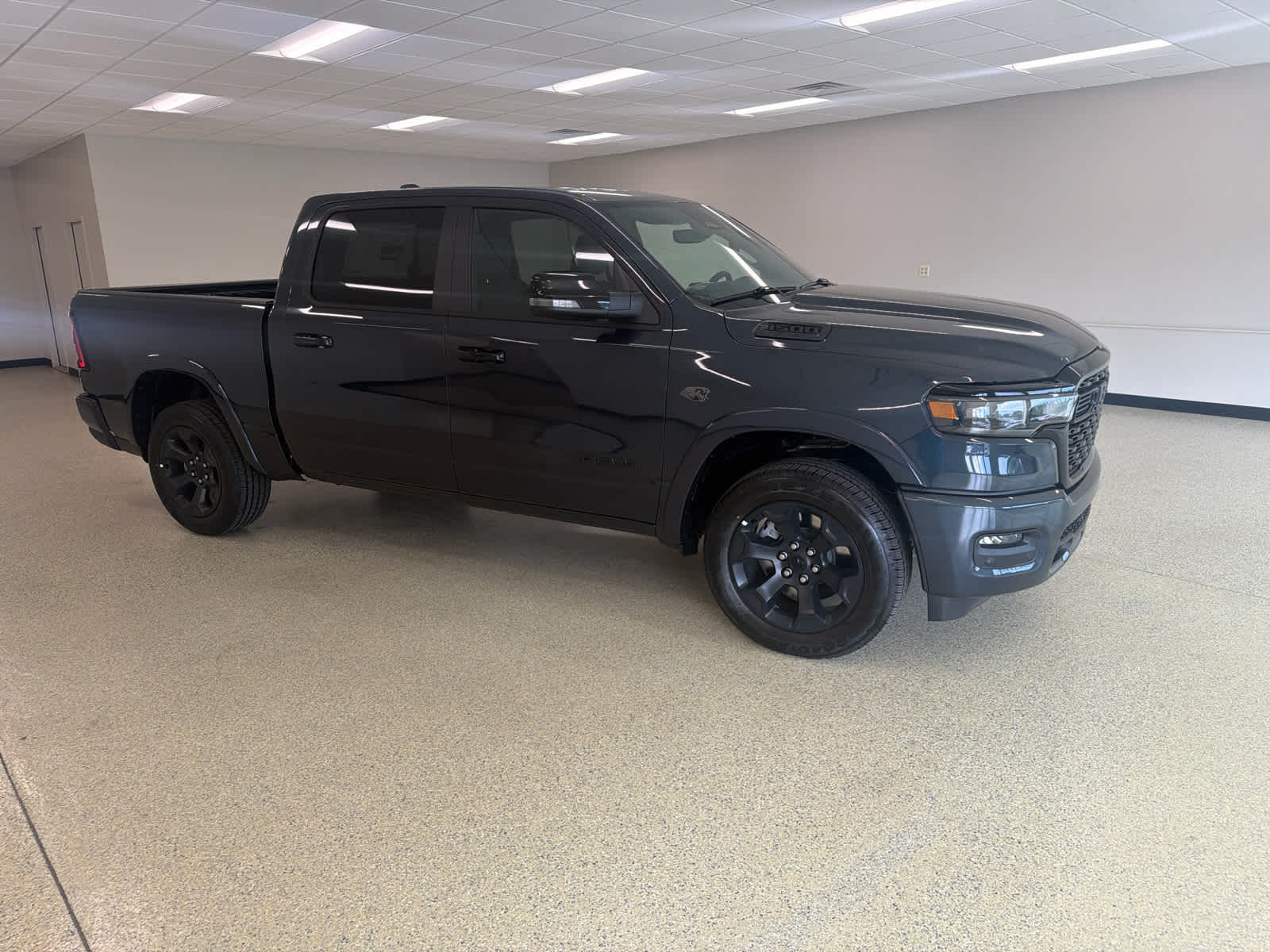 New 2027 Ram 1500 BIG HORN CREW CAB 4X4 5'7 BOX Pickup