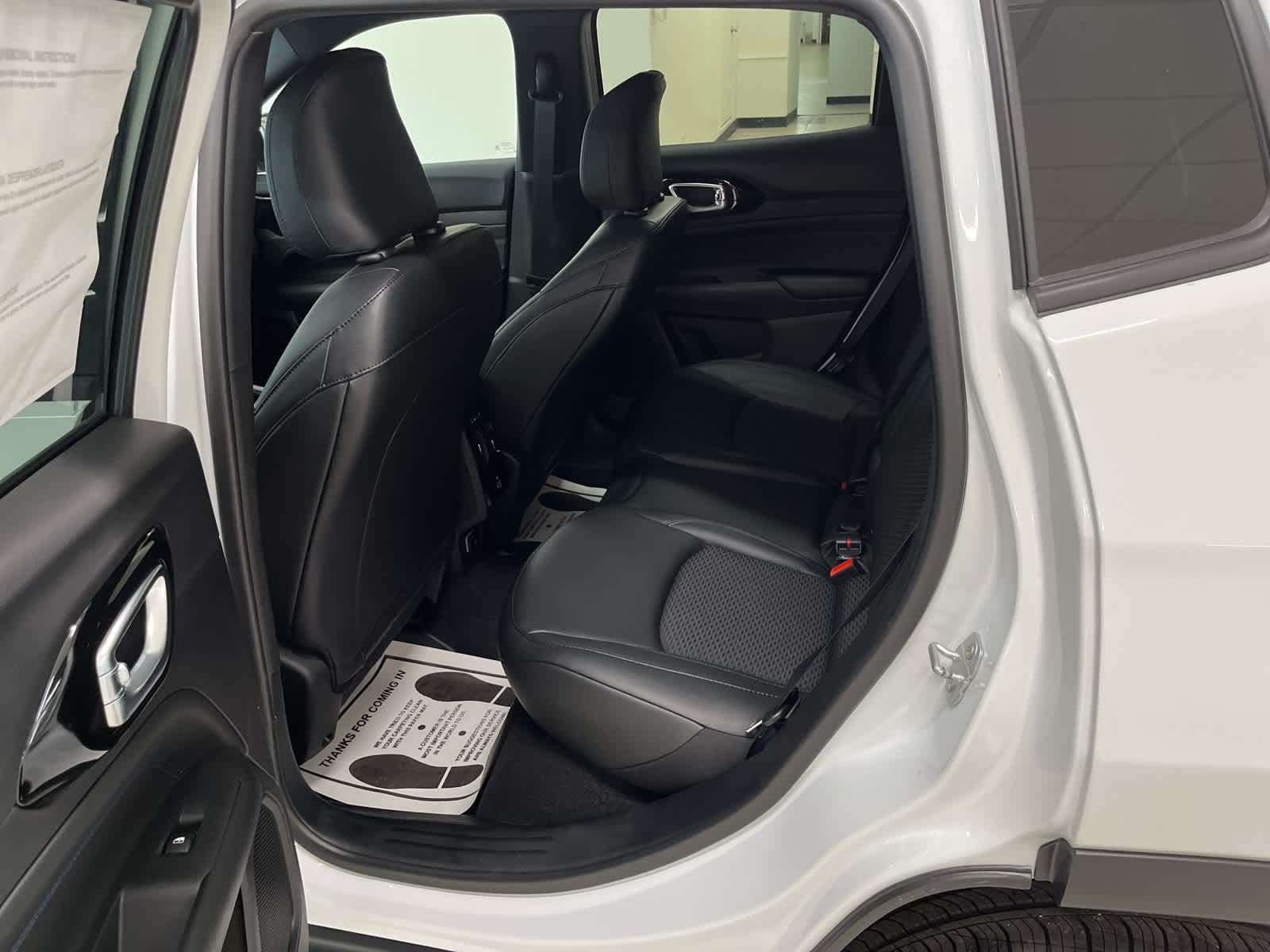 2026 Jeep Compass Latitude Altitude - Photo 14