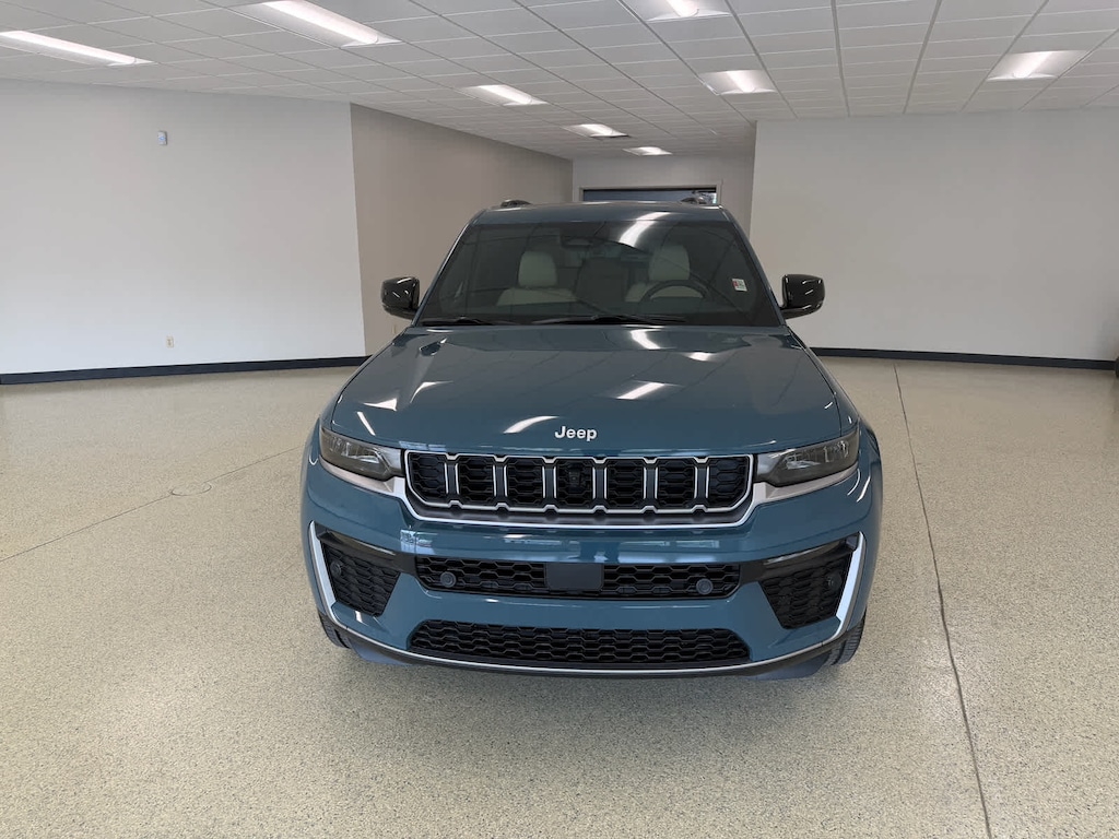New 2027 Jeep Grand Cherokee Limited Sport Utility