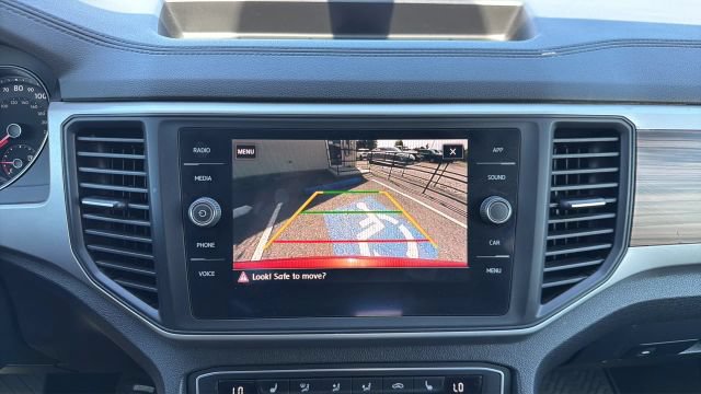 2021 Volkswagen Atlas SE w/Tech - Photo 16