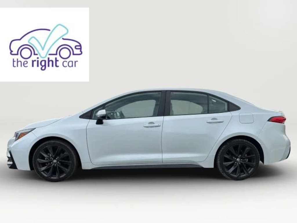 Used 2024 Toyota Corolla SE Sedan 4D Sedan