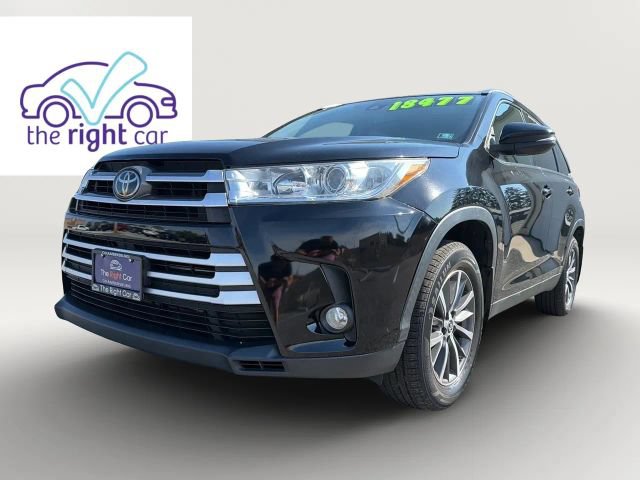 Used 2019 Toyota Highlander XLE Sport Utility 4D SUV