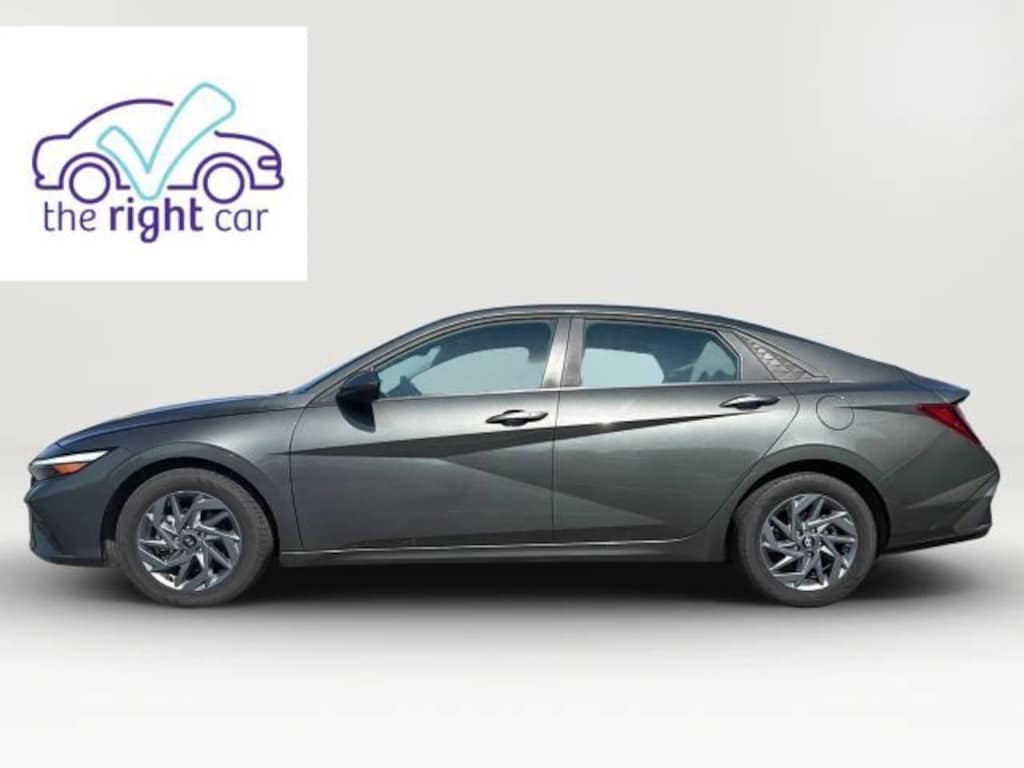 Used 2024 Hyundai Elantra SEL Sedan