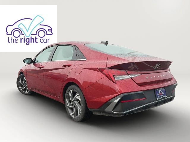 Used 2025 Hyundai Elantra SEL Convenience Sedan