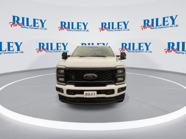 New 2026 Ford F-250SD Lariat Truck