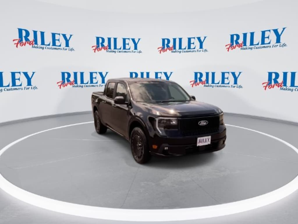 New 2026 Ford Maverick Lobo Standard Truck