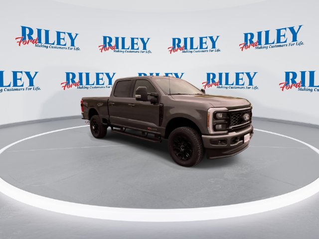 New 2027 Ford F-350SD Lariat Truck