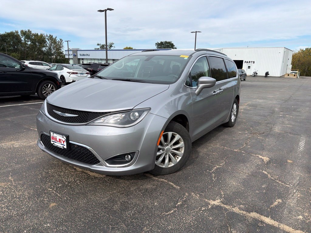 2018 Chrysler Pacifica Touring Plus