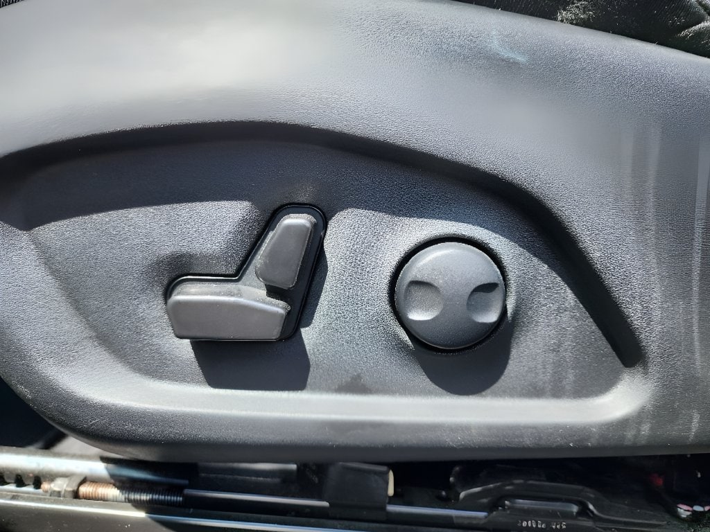 2025 Jeep Compass Limited - Photo 18