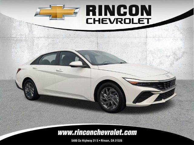 2025 Hyundai Elantra Blue