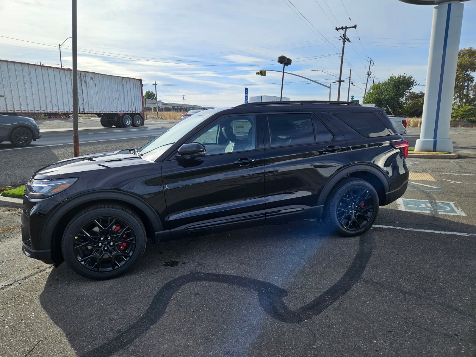 2027 Ford Explorer ST