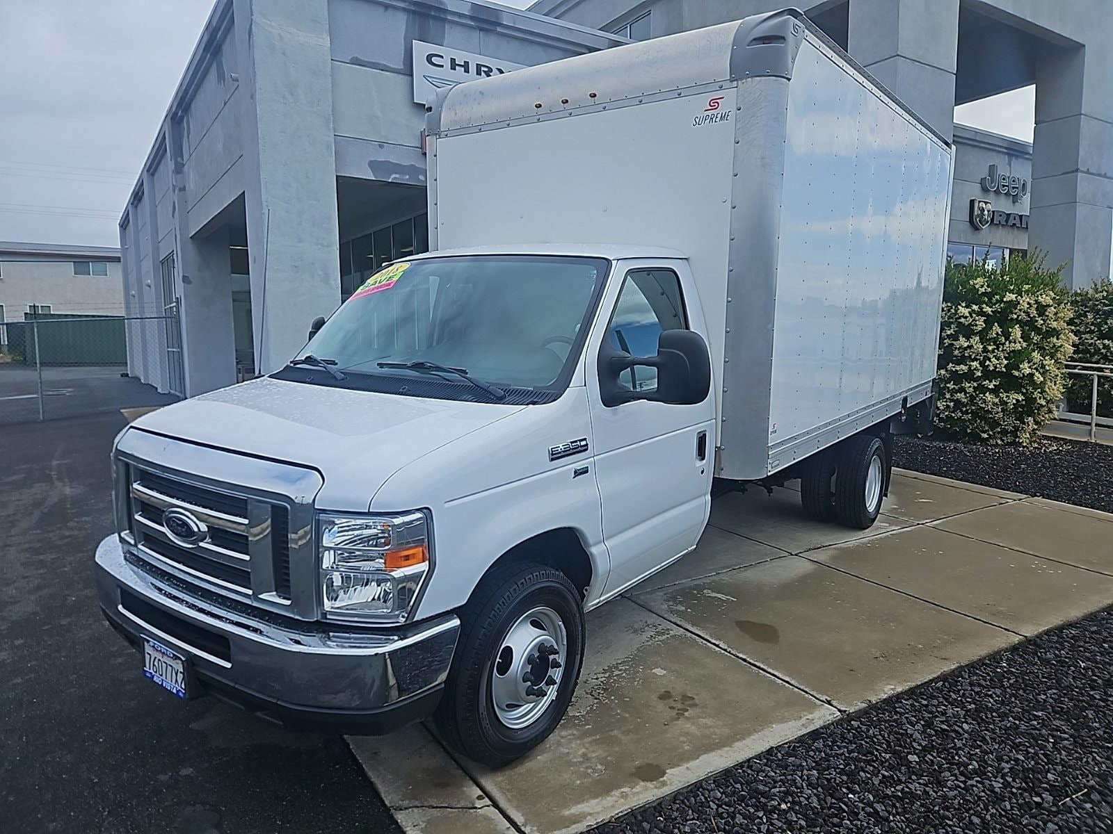 2019 Ford E-Series Cutaway Base