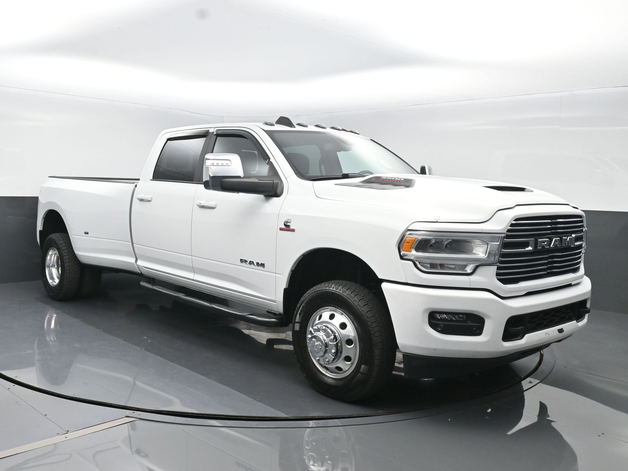 2024 Ram 3500 Laramie Crew Cab