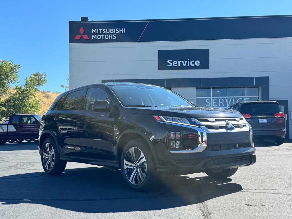 2027 Mitsubishi Outlander Sport ES