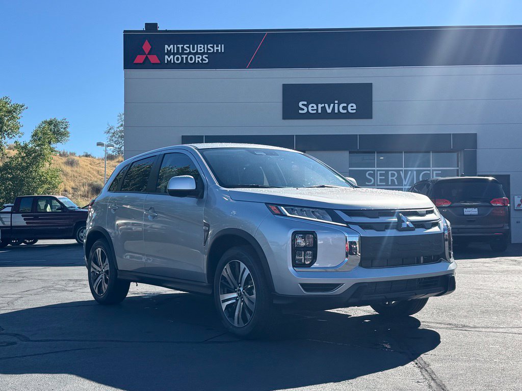 2027 Mitsubishi Outlander Sport ES