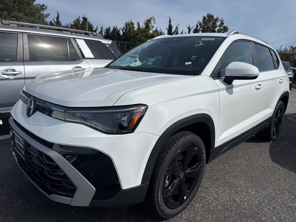 2027 Volkswagen Taos 1.5T SEL SUV