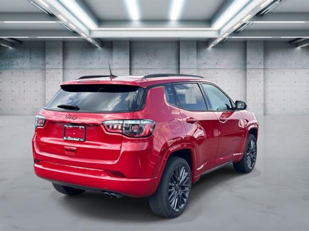 Used 2022 Jeep Compass (Red) Edition