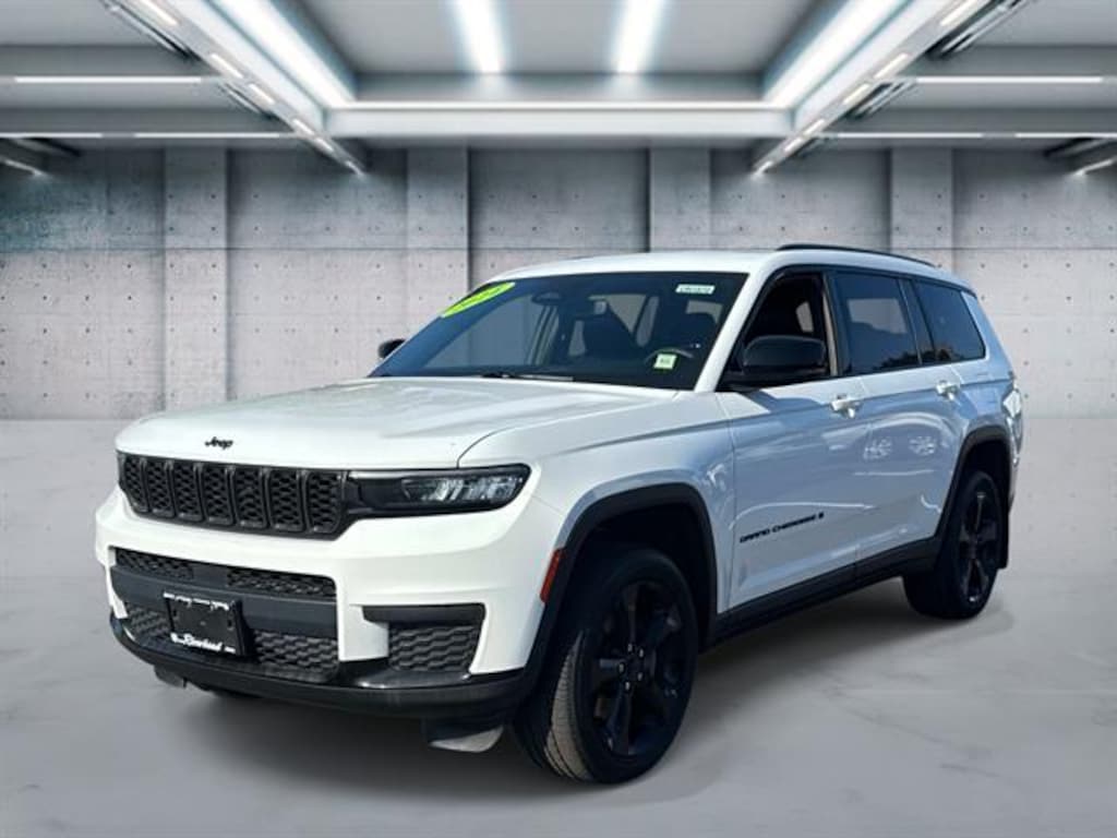 Used 2024 Jeep Grand Cherokee L Altitude