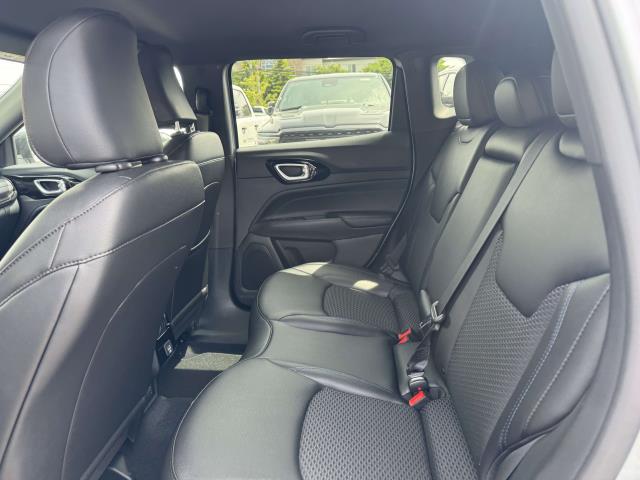 2026 Jeep Compass Latitude Altitude - Photo 9