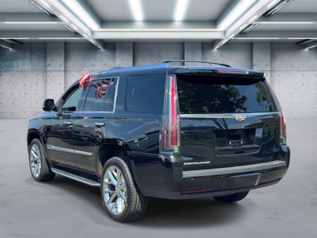 Used 2020 Cadillac Escalade Luxury
